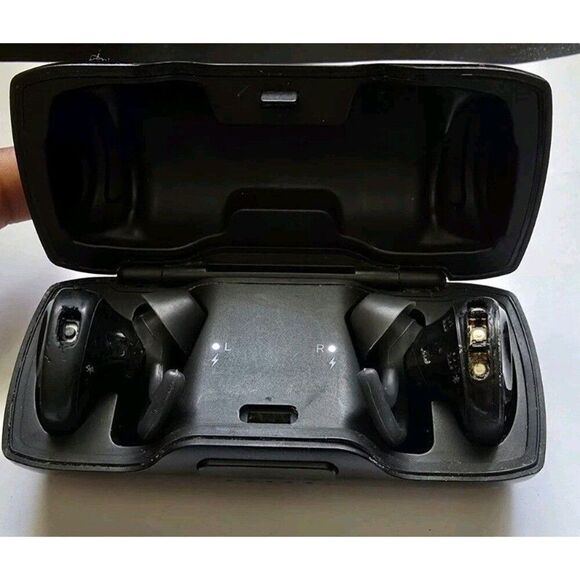 *SOLD* Bose SoundSport Wireless Bluetooth In-ear Headphones - Picture 8 of 8